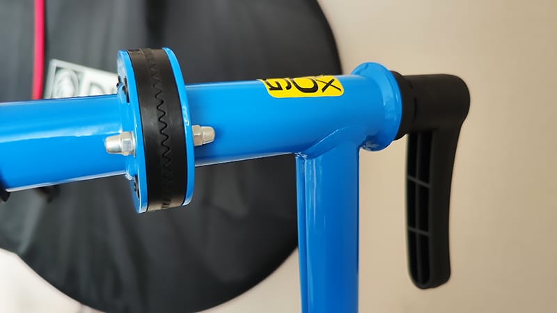 CXWXC CX-C10メンテナンススタンドの回転部分1