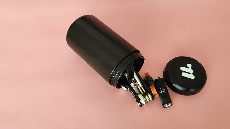 コンパクトなツールケースの中身