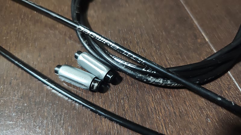 交換前のジャグワイヤーLEX-SLとアジャスター