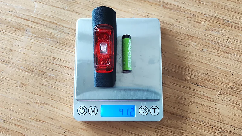 リアクトのシートポストクッションの比較3