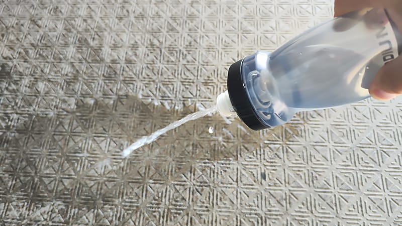 CAMELBAK（キャメルバック）PODIUMの水の出方