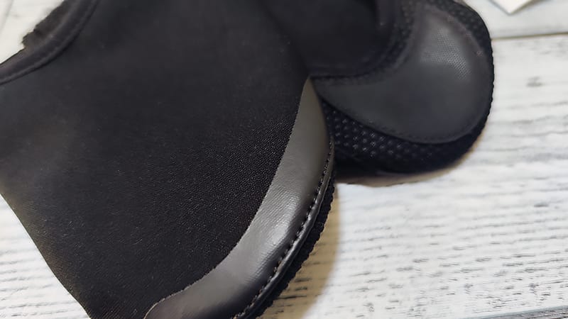 SHIMANOトゥーカバーの爪先部分には擦れ強化ラバー