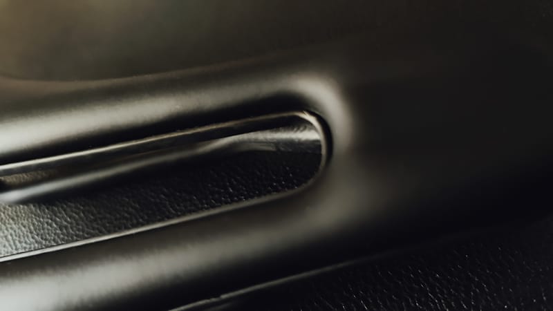 ノンブランドフルカーボンサドルのEVAクッション2