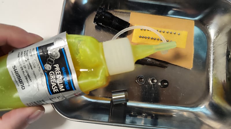 シマノ105グリスアップにはプレミアムグリス