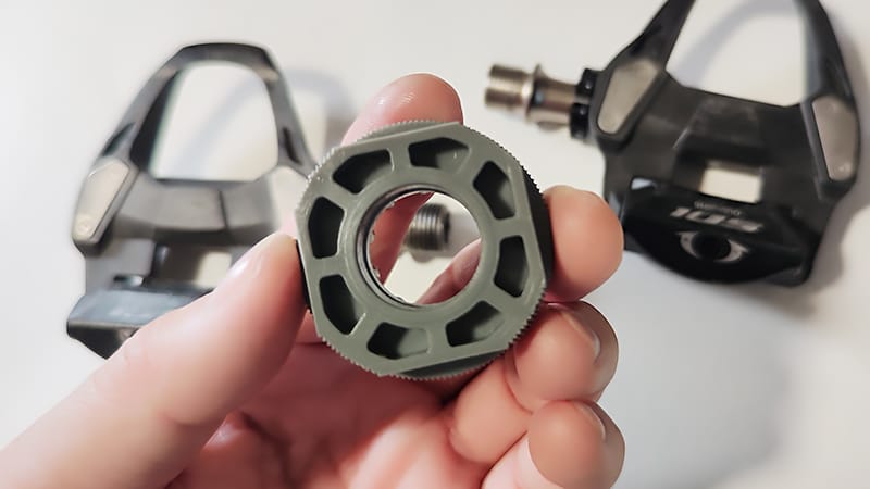 シマノ105のベアリングを外すには専用工具TL-PD40が必要3