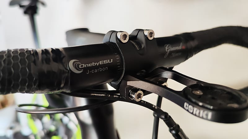 ステムのコラムボルトをチタンボルトにチェンジしたよ(サイコンホルダー)アフター